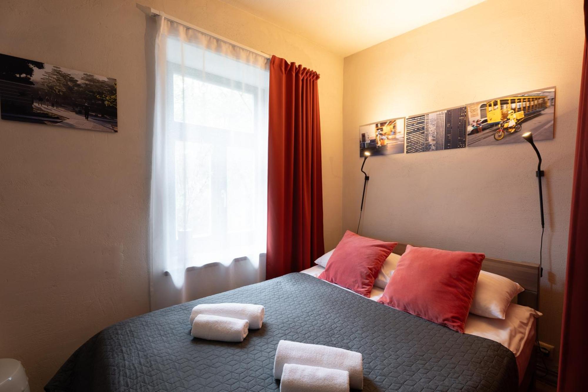 Two Wheels Hotell *